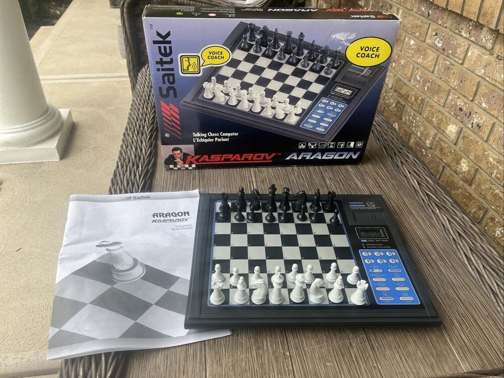 Saitek Kasparov ARAGON Talking Chess Computer 1998 Voice Coach Complete WORKS!
